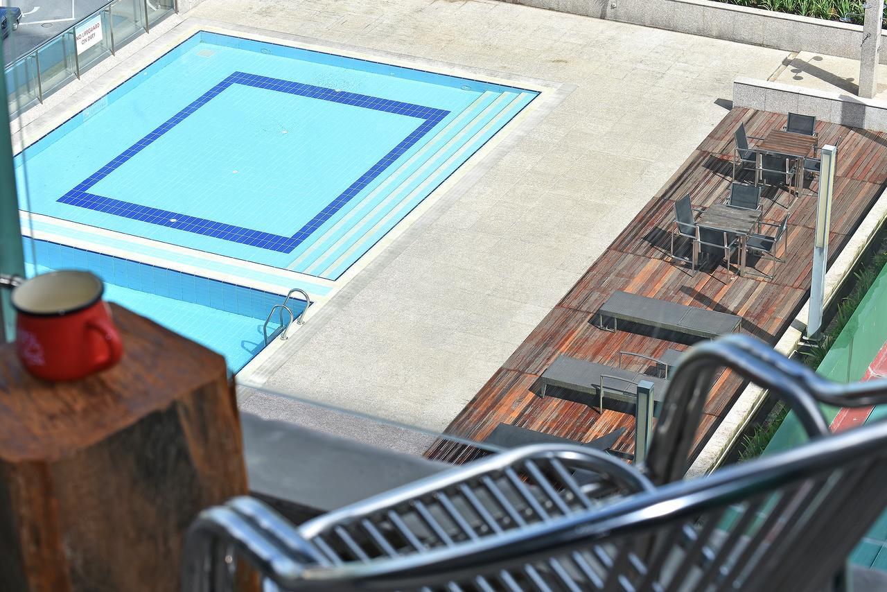 Bernard Holiday Home @ Imperial Suites Кучінг Екстер'єр фото